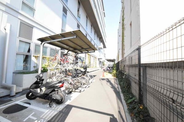 京王府中テラス の物件内観写真